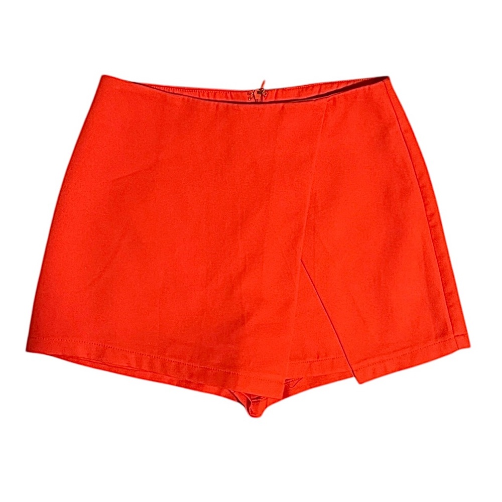 Item Ditto Red/Orange Mid Rise Skort Size Small